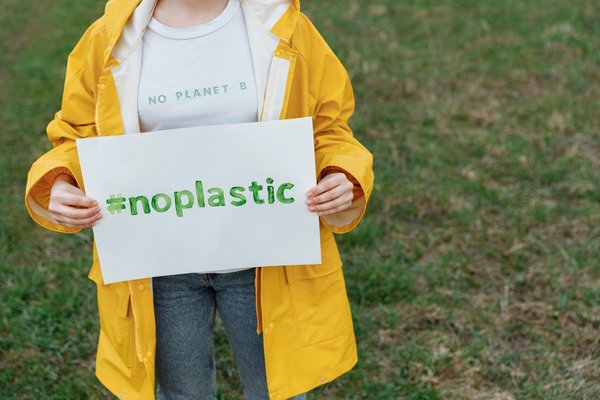 Les Artistes Éblouissantes du Cirque : Voyage à Travers l'Évolution et la Gloire des Femmes du Spectacle